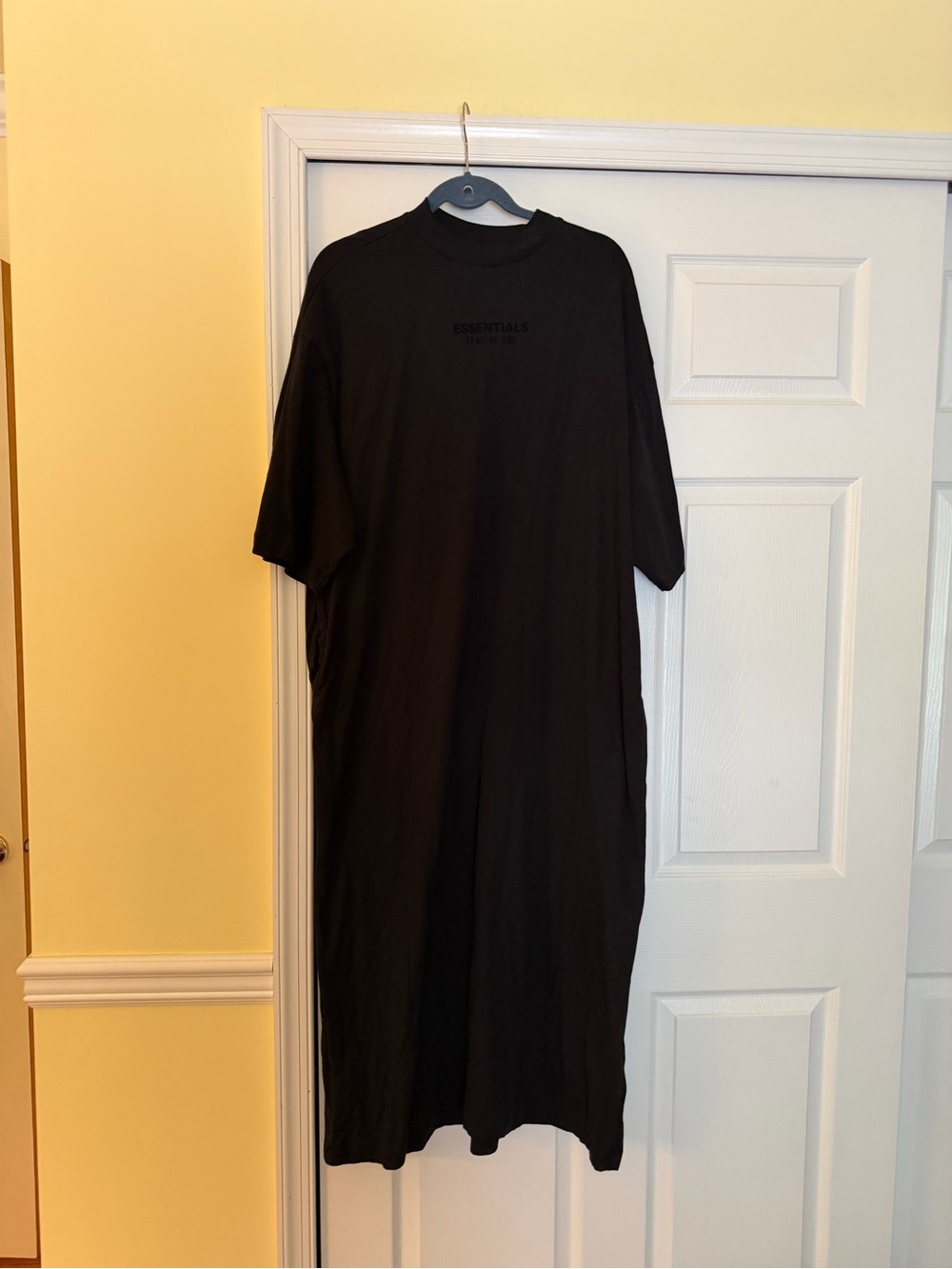 ESSENTIALS Fear of God Black Oversized T-Shirt Dress